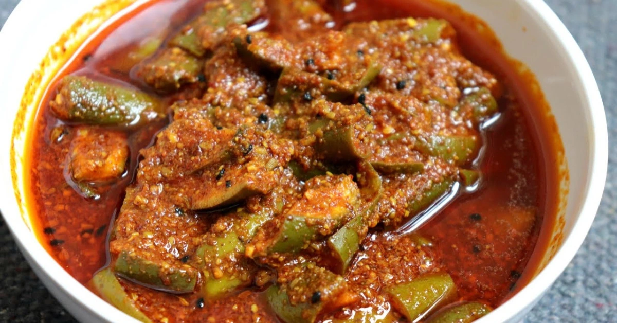 North Indian Style Mango Pickle Recipe